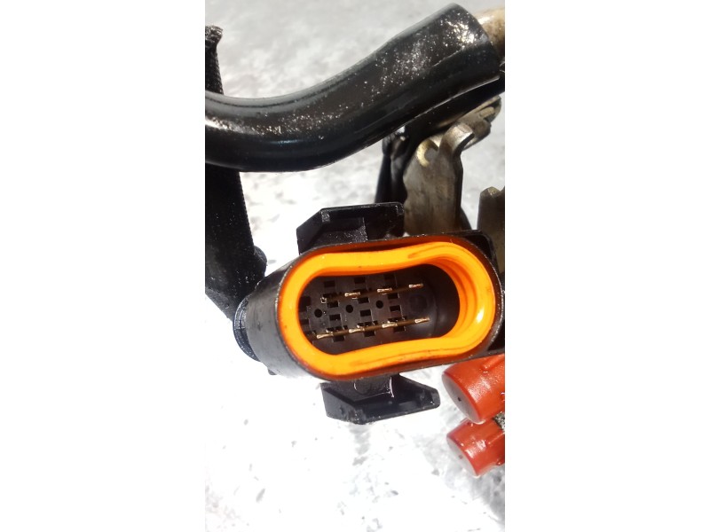 Recambio de bomba inyeccion para volkswagen passat b5 (3b2) 1.9 tdi referencia OEM IAM 0986440504 0460404969 028130115AX BOSCH P