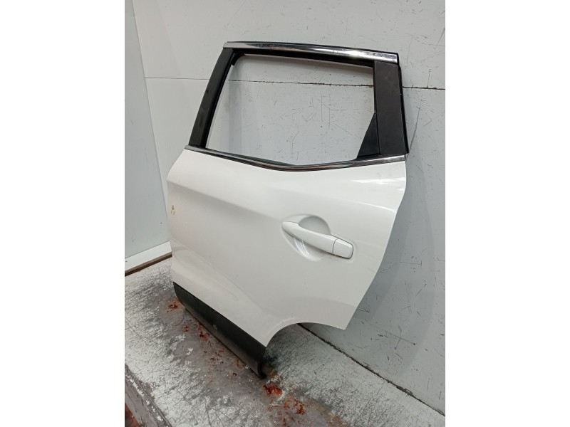 Recambio de puerta trasera izquierda para nissan qashqai ii (j11, j11_) 1.2 dig-t referencia OEM IAM   5P