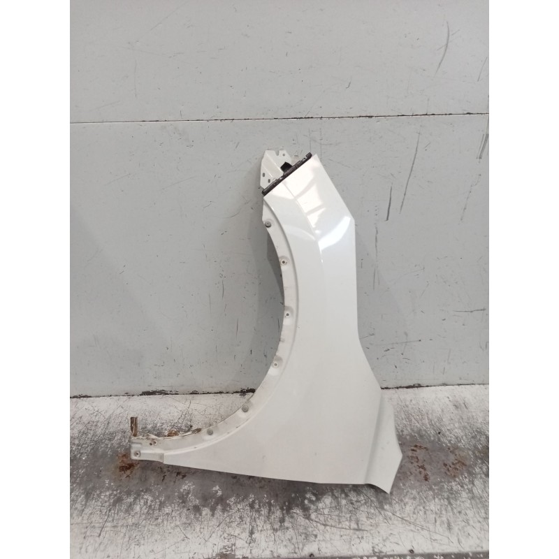 Recambio de aleta delantera izquierda para nissan qashqai ii (j11, j11_) 1.2 dig-t referencia OEM IAM   