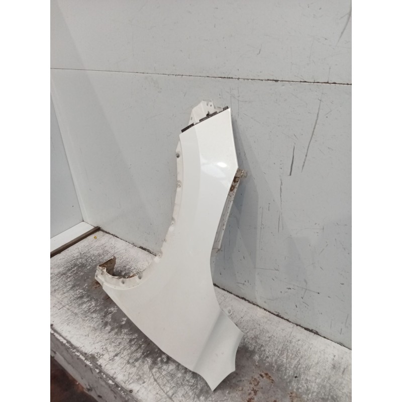 Recambio de aleta delantera izquierda para nissan qashqai ii (j11, j11_) 1.2 dig-t referencia OEM IAM   