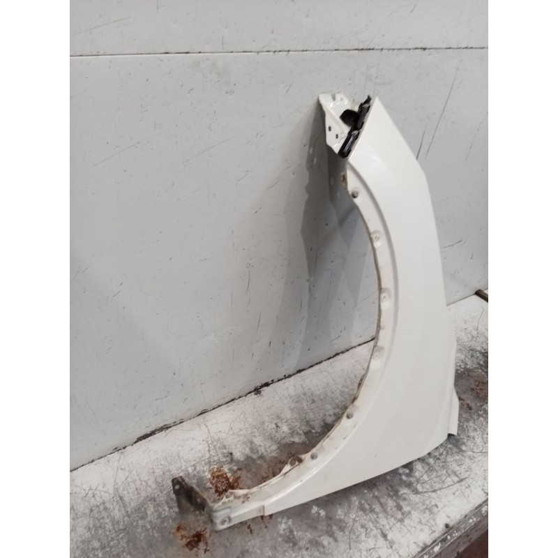 Recambio de aleta delantera izquierda para nissan qashqai ii (j11, j11_) 1.2 dig-t referencia OEM IAM   