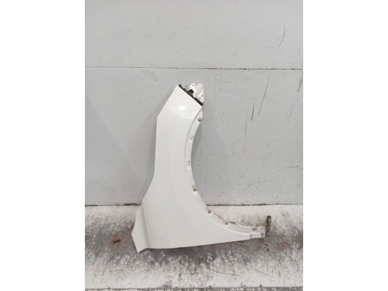 Recambio de aleta delantera derecha para nissan qashqai ii (j11, j11_) 1.2 dig-t referencia OEM IAM   