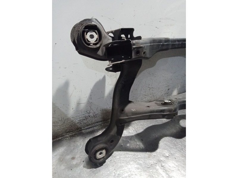 Recambio de puente trasero para mercedes-benz cla shooting brake (x117) cla 200 cdi / d (117.908) referencia OEM IAM 2464401  