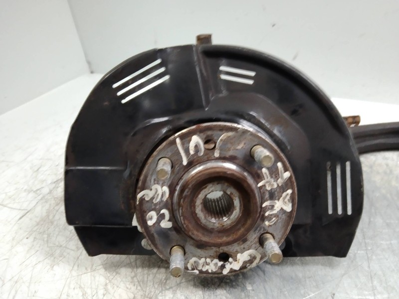 Recambio de mangueta delantera derecha para mitsubishi galant berlina (ea0) 2000 gls climatizado referencia OEM IAM   