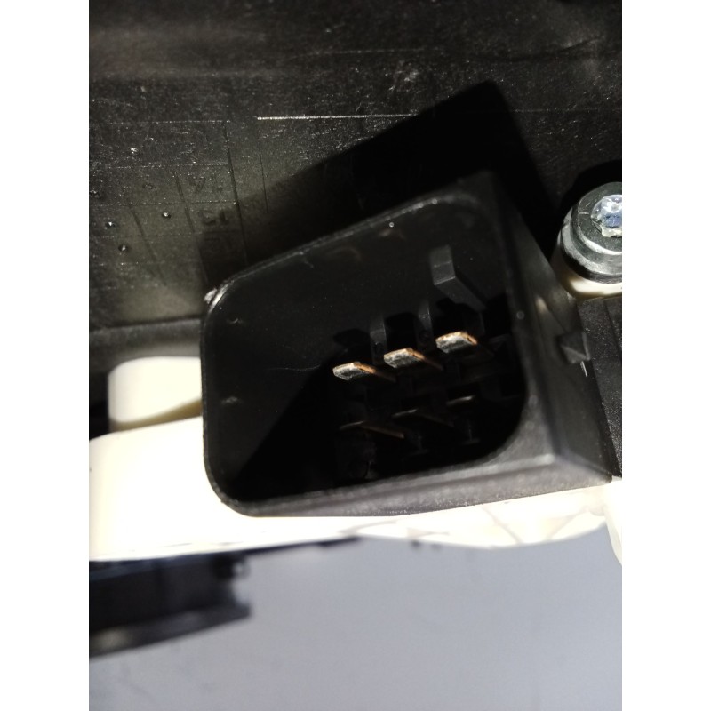 Recambio de elevalunas delantero izquierdo para mercedes-benz cla shooting brake (x117) cla 200 cdi / d (117.908) referencia OEM