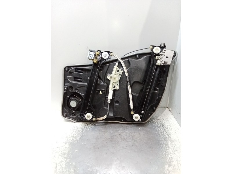 Recambio de elevalunas delantero izquierdo para mercedes-benz cla shooting brake (x117) cla 200 cdi / d (117.908) referencia OEM