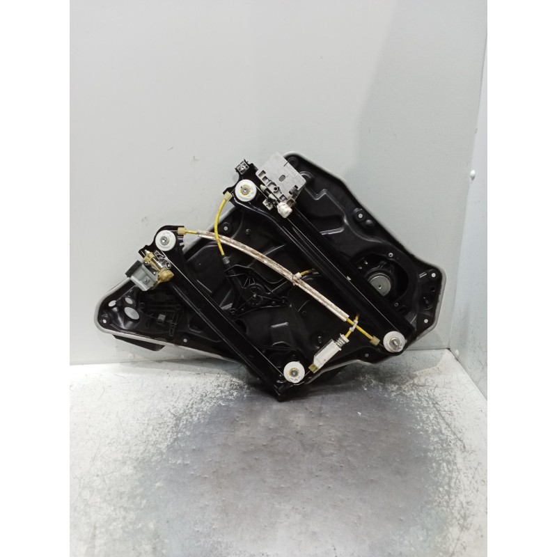 Recambio de elevalunas trasero derecho para mercedes-benz cla shooting brake (x117) cla 200 cdi / d (117.908) referencia OEM IAM