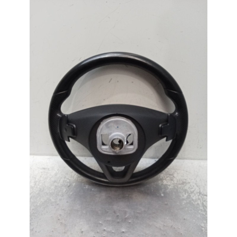 Recambio de volante para mercedes-benz cla shooting brake (x117) cla 200 cdi / d (117.908) referencia OEM IAM A0004601403  