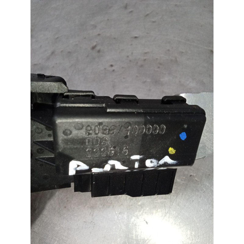 Recambio de motor cierre centralizado porton para mercedes-benz cla shooting brake (x117) cla 200 cdi / d (117.908) referencia O