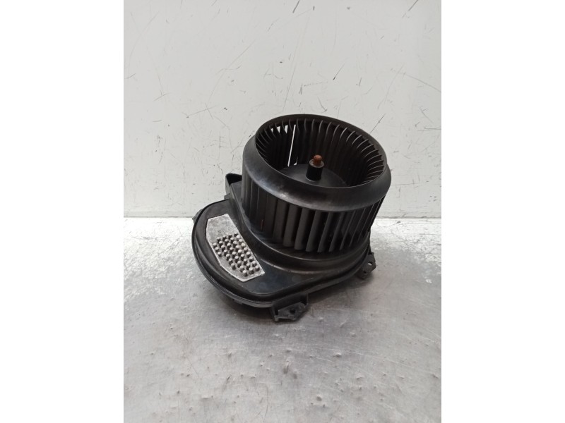 Recambio de motor calefaccion para mercedes-benz cla shooting brake (x117) cla 200 cdi / d (117.908) referencia OEM IAM A2229060