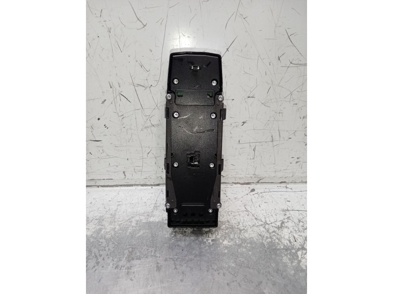 Recambio de mando elevalunas delantero izquierdo para mercedes-benz cla shooting brake (x117) cla 200 cdi / d (117.908) referenc