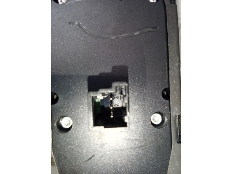 Recambio de mando elevalunas delantero izquierdo para mercedes-benz cla shooting brake (x117) cla 200 cdi / d (117.908) referenc