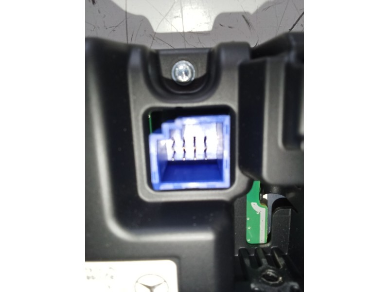 Recambio de pantalla multifuncion para mercedes-benz cla shooting brake (x117) cla 200 cdi / d (117.908) referencia OEM IAM A246