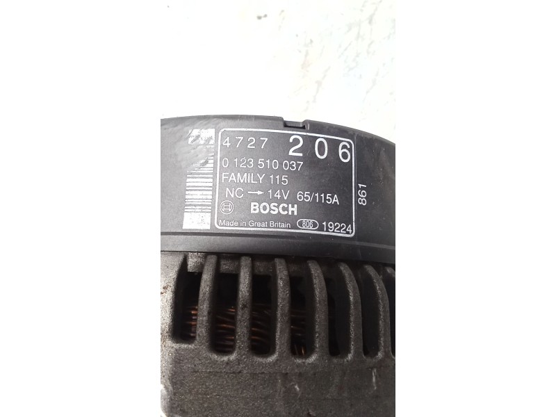 Recambio de alternador para chrysler voyager (gs) 2.5 td referencia OEM IAM 0123510037 4727206 BOSCH 115A