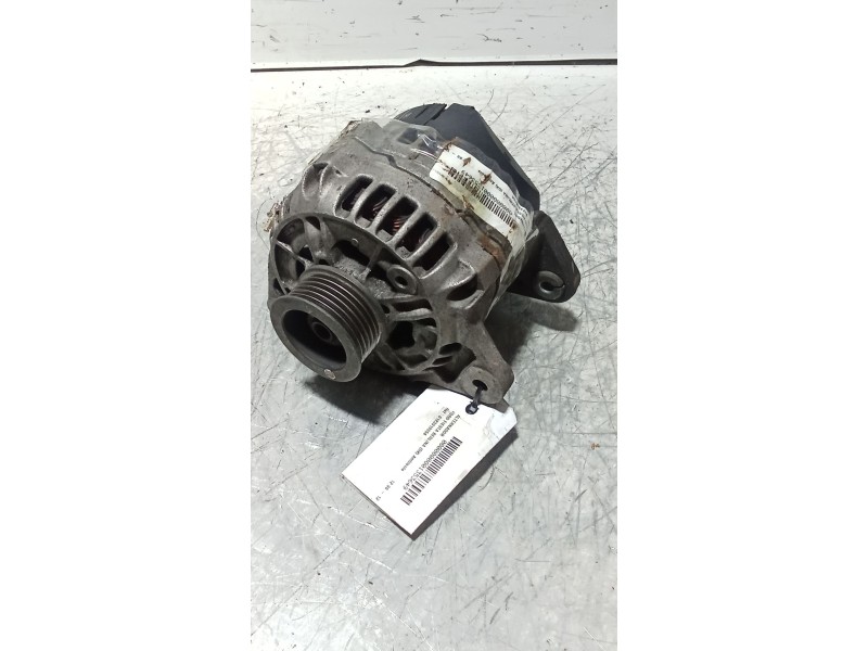 Recambio de alternador para ford fiesta berlina (dx) ambiente referencia OEM IAM 0123310054 96FB10300DE 70A