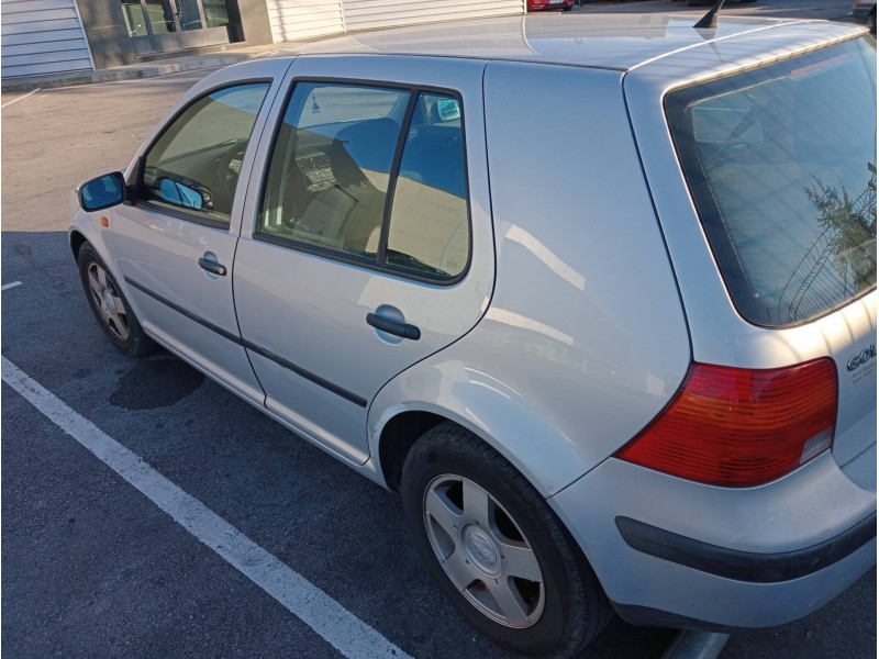 volkswagen golf iv berlina (1j1) del año 1999