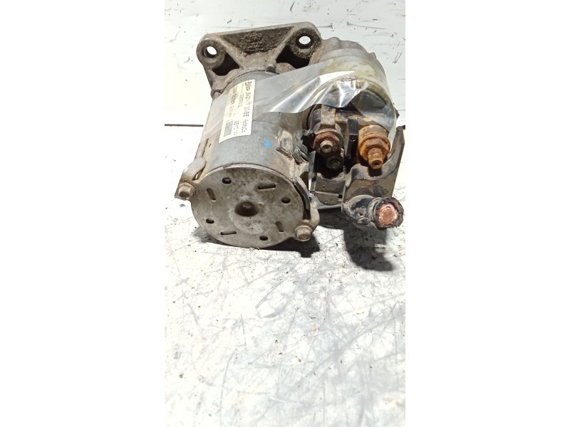 Recambio de motor arranque para ford fiesta (ccn) trend referencia OEM IAM 8V211000BE  