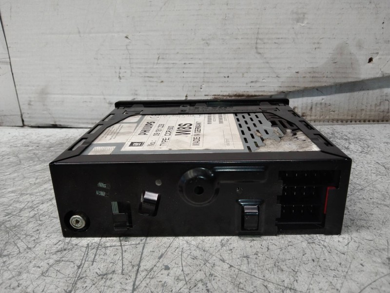 Recambio de sistema audio / radio cd para opel vectra b berlina comfort referencia OEM IAM 09181229  
