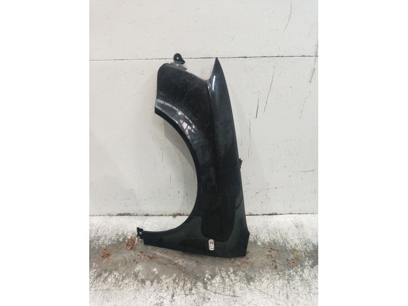 Recambio de aleta delantera izquierda para audi a4 berlina (8e) 2.0 tdi 16v (103kw) referencia OEM IAM   