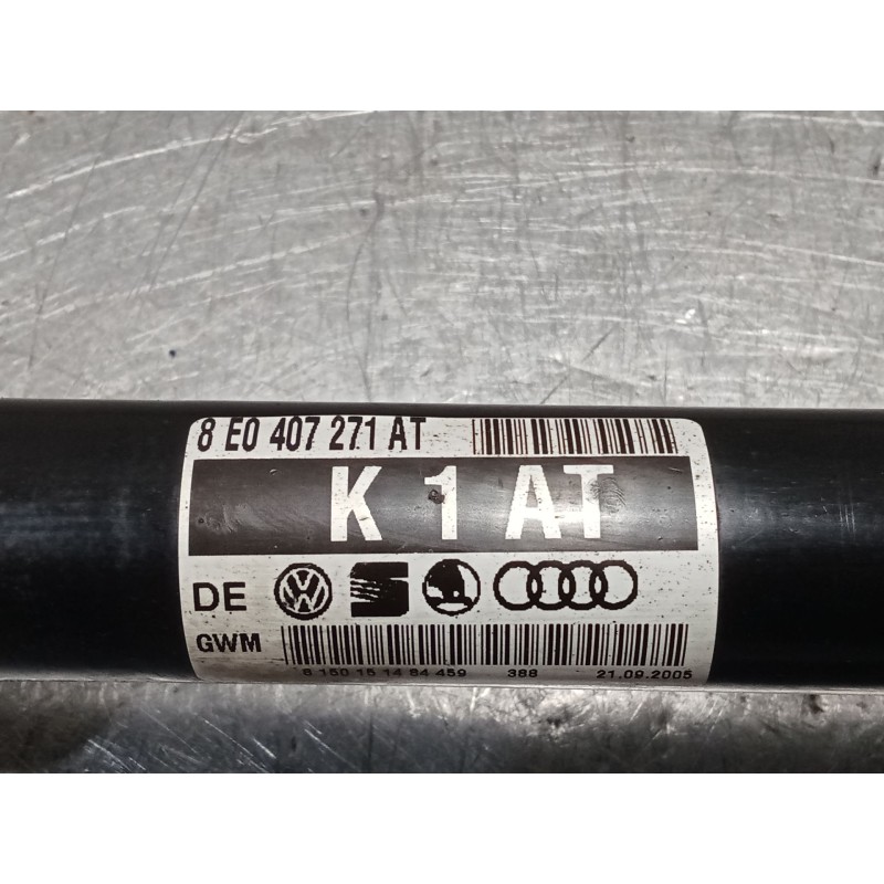 Recambio de transmision delantera izquierda para audi a4 berlina (8e) 2.0 tdi 16v (103kw) referencia OEM IAM   