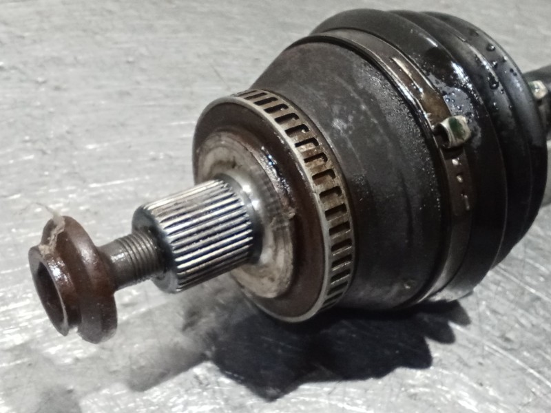 Recambio de transmision delantera izquierda para audi a4 berlina (8e) 2.0 tdi 16v (103kw) referencia OEM IAM   