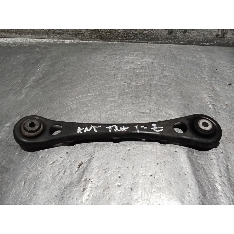 Recambio de tirante trasero izquierdo para audi a4 berlina (8e) 2.0 tdi 16v (103kw) referencia OEM IAM  INFERIOR ANTERIOR