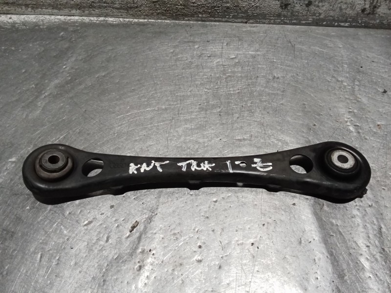 Recambio de tirante trasero izquierdo para audi a4 berlina (8e) 2.0 tdi 16v (103kw) referencia OEM IAM  INFERIOR ANTERIOR