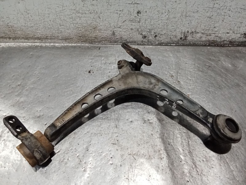 Recambio de brazo suspension inferior delantero izquierdo para bmw 3 (e46) 330 xd referencia OEM IAM   