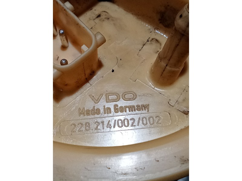 Recambio de bomba combustible para bmw 3 (e46) 330 xd referencia OEM IAM 228214002002 6750582 