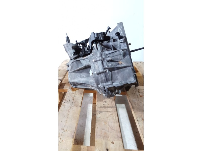 Recambio de caja cambios para nissan qashqai ii (j11, j11_) 1.2 dig-t referencia OEM IAM TL4137 6V B101033