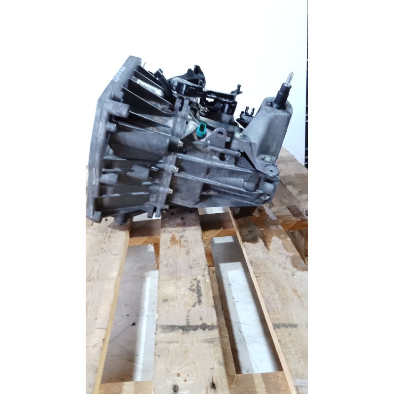 Recambio de caja cambios para nissan qashqai ii (j11, j11_) 1.2 dig-t referencia OEM IAM TL4137 6V B101033