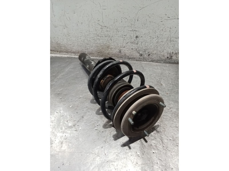 Recambio de amortiguador delantero izquierdo para bmw 3 (e46) 330 xd referencia OEM IAM   