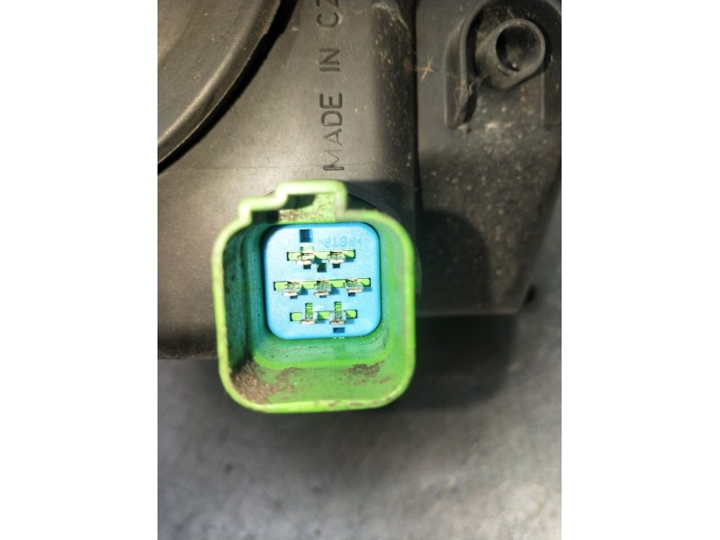 Recambio de faro derecho para ford fusion (cbk) steel referencia OEM IAM   