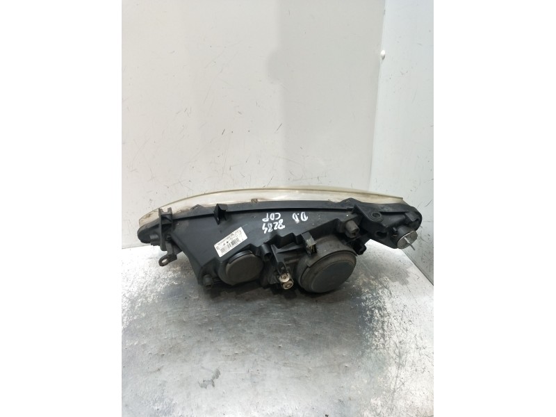 Recambio de faro derecho para peugeot 307 (3a/c) 2.0 hdi 90 referencia OEM IAM 9646291980  