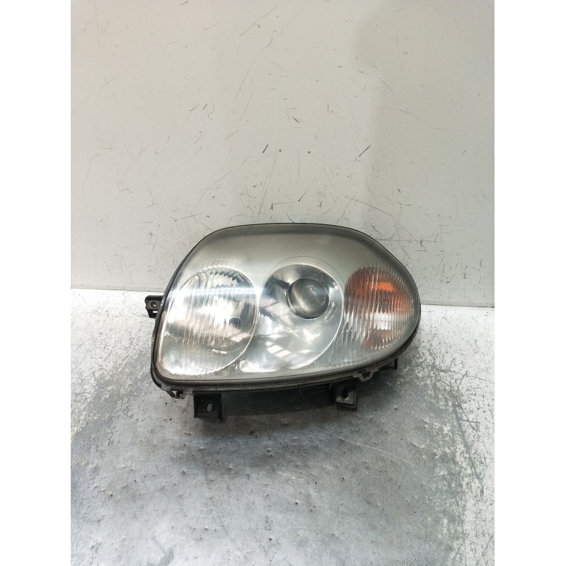 Recambio de faro izquierdo para renault clio ii (bb_, cb_) 1.9 dti (b/cb0u) referencia OEM IAM   