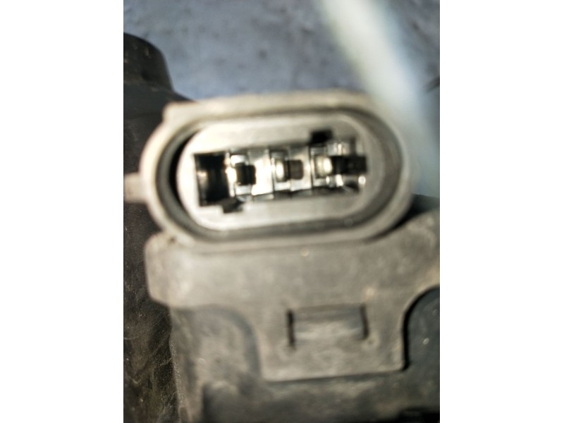 Recambio de faro izquierdo para renault clio ii (bb_, cb_) 1.9 dti (b/cb0u) referencia OEM IAM   