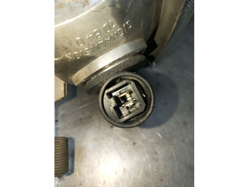 Recambio de piloto delantero izquierdo para peugeot 405 ii (4b) 1.9 d referencia OEM IAM   