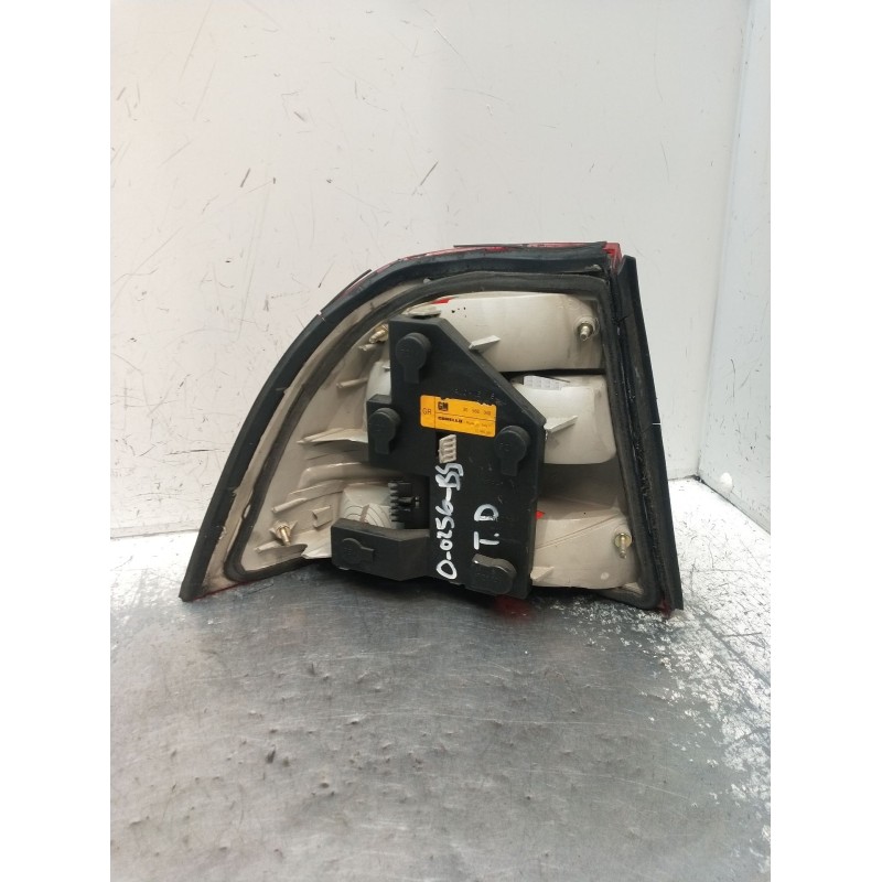 Recambio de piloto trasero derecho para opel vectra b (j96) 1.7 td (f19) referencia OEM IAM   