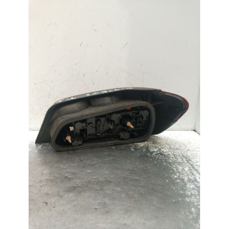 Recambio de piloto trasero izquierdo para peugeot 306 hatchback (7a, 7c, n3, n5) 2.0 hdi 90 referencia OEM IAM   