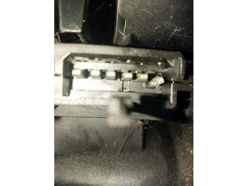 Recambio de piloto trasero izquierdo para peugeot 405 ii (4b) 1.9 d referencia OEM IAM   