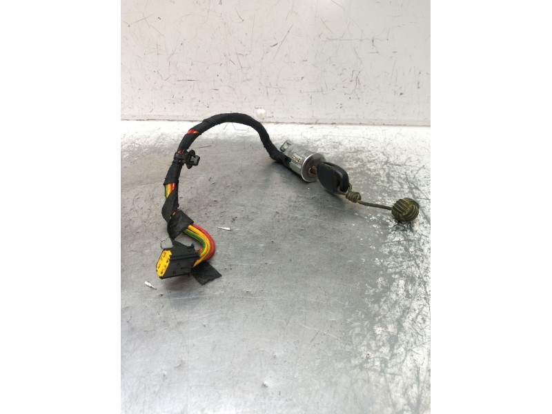 Recambio de conmutador de arranque para renault clio ii (bb_, cb_) 1.9 dti (b/cb0u) referencia OEM IAM  VER FOTOS 