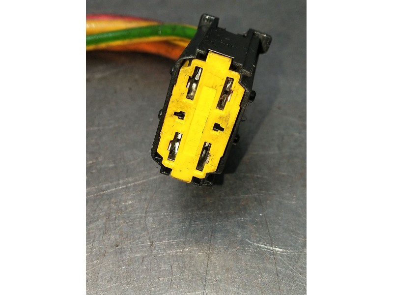 Recambio de conmutador de arranque para renault clio ii (bb_, cb_) 1.9 dti (b/cb0u) referencia OEM IAM  VER FOTOS 