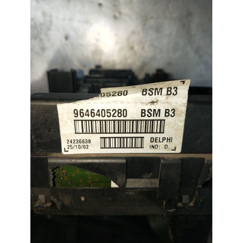 Recambio de caja reles / fusibles para peugeot 307 (3a/c) 2.0 hdi 90 referencia OEM IAM 9646405280 27236638 