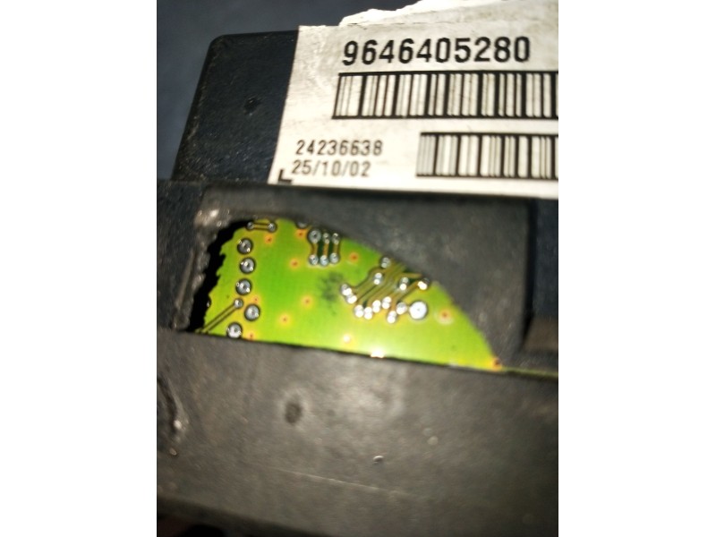 Recambio de caja reles / fusibles para peugeot 307 (3a/c) 2.0 hdi 90 referencia OEM IAM 9646405280 27236638 