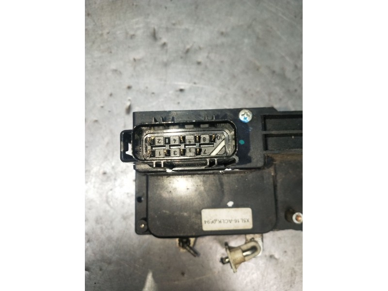 Recambio de motor cierre centralizado delantero izquierdo para ford fusion (cbk) steel referencia OEM IAM X5L16ACLK0694  5P