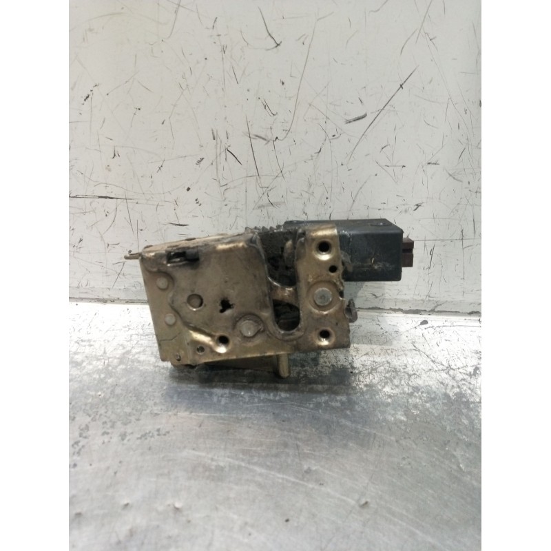 Recambio de motor cierre centralizado trasero izquierdo para peugeot 405 ii (4b) 1.9 d referencia OEM IAM   5P