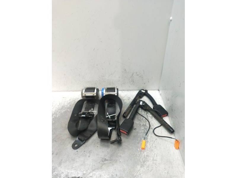 Recambio de juego cinturones delantero para ford fusion (cbk) steel referencia OEM IAM  5P 