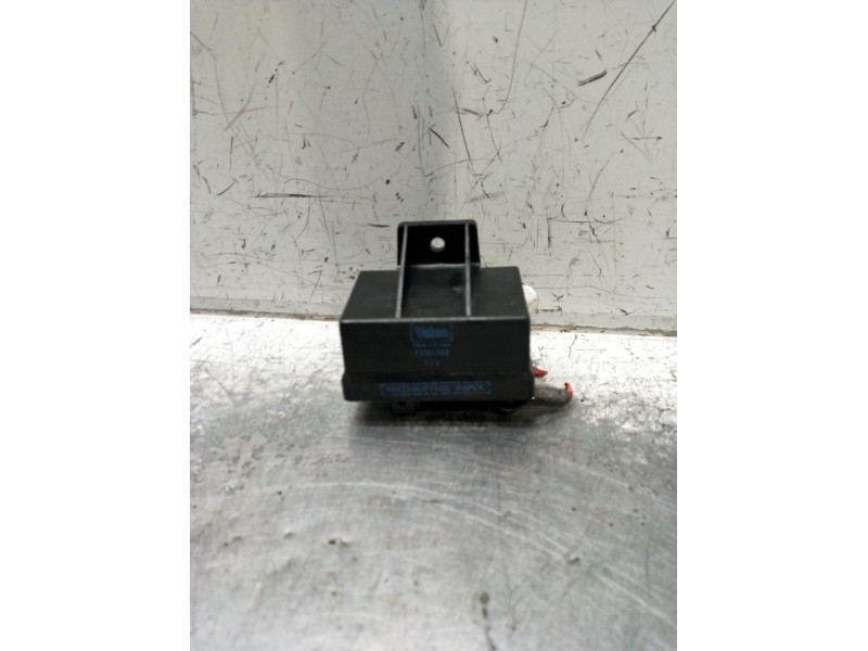 Recambio de caja precalentamiento para peugeot 405 ii (4b) 1.9 d referencia OEM IAM 73104902  