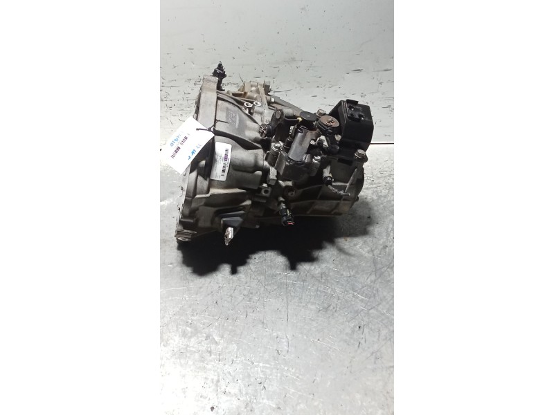 Recambio de caja cambios para hyundai i30 (fd) 1.6 crdi referencia OEM IAM WBJ6H 5v 573748