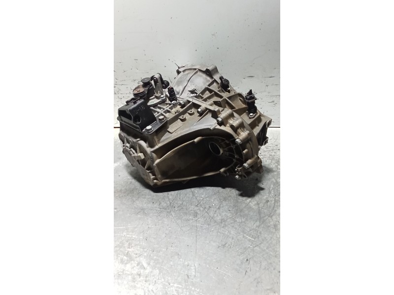 Recambio de caja cambios para hyundai i30 (fd) 1.6 crdi referencia OEM IAM WBJ6H 5v 573748